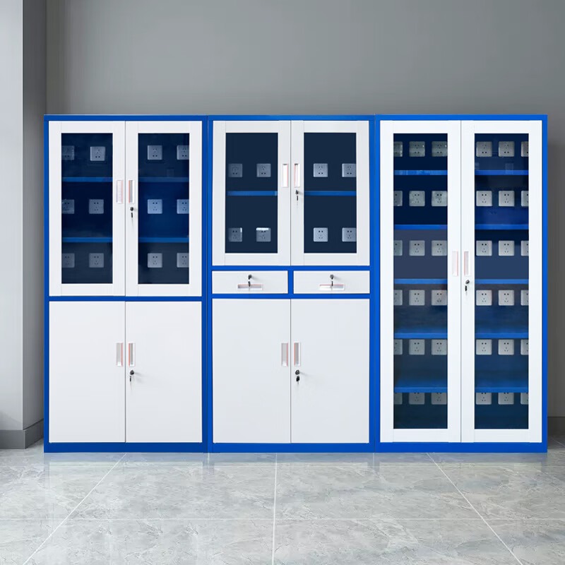 Szafa ładująca do elektronarzę – Power Tools In Construction recenzja i cena